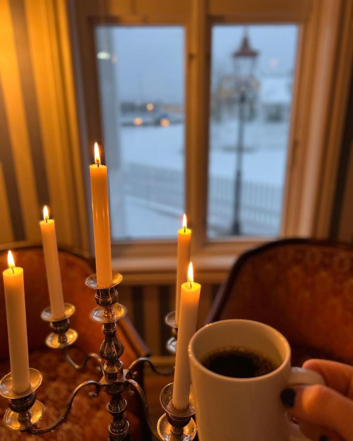 Nevlunghavn Gjestgiveri Hotell Larvik Exteriör bild